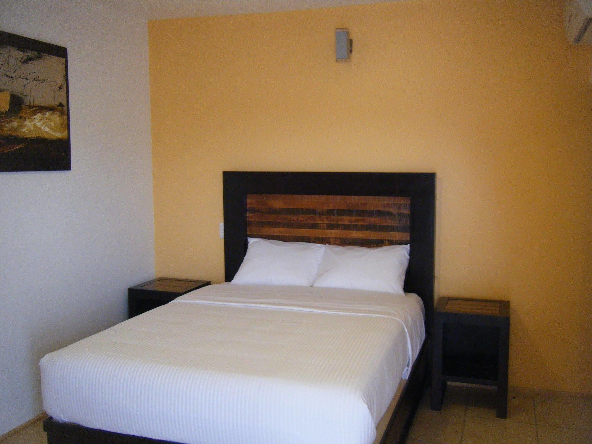 Happy Express Hotel Oaxaca Exterior foto